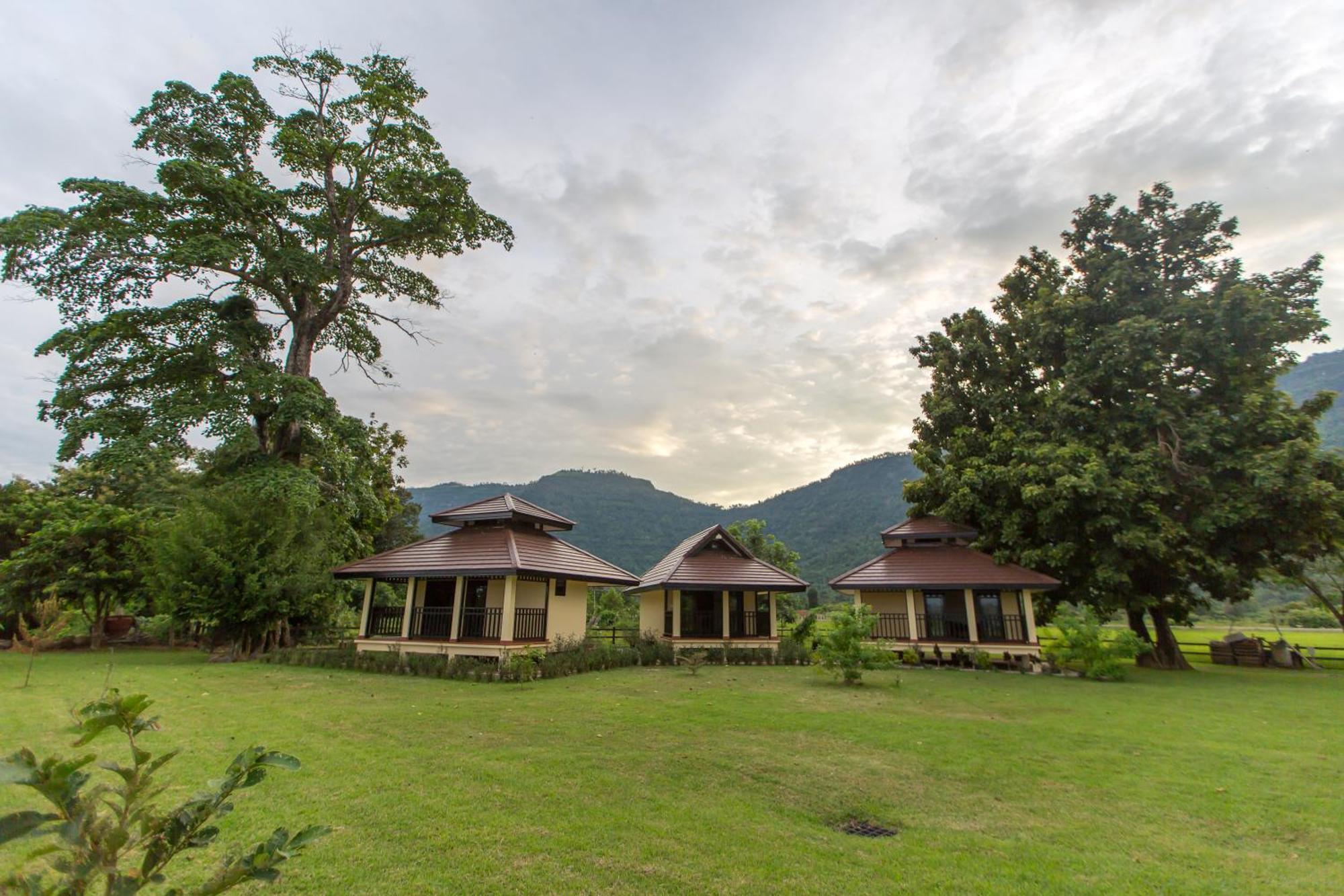 Wopakok Hotel Ban Houapakho Exterior photo